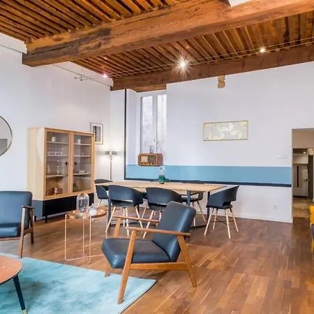 Spacieux Au Coeur De Ail Apartmán